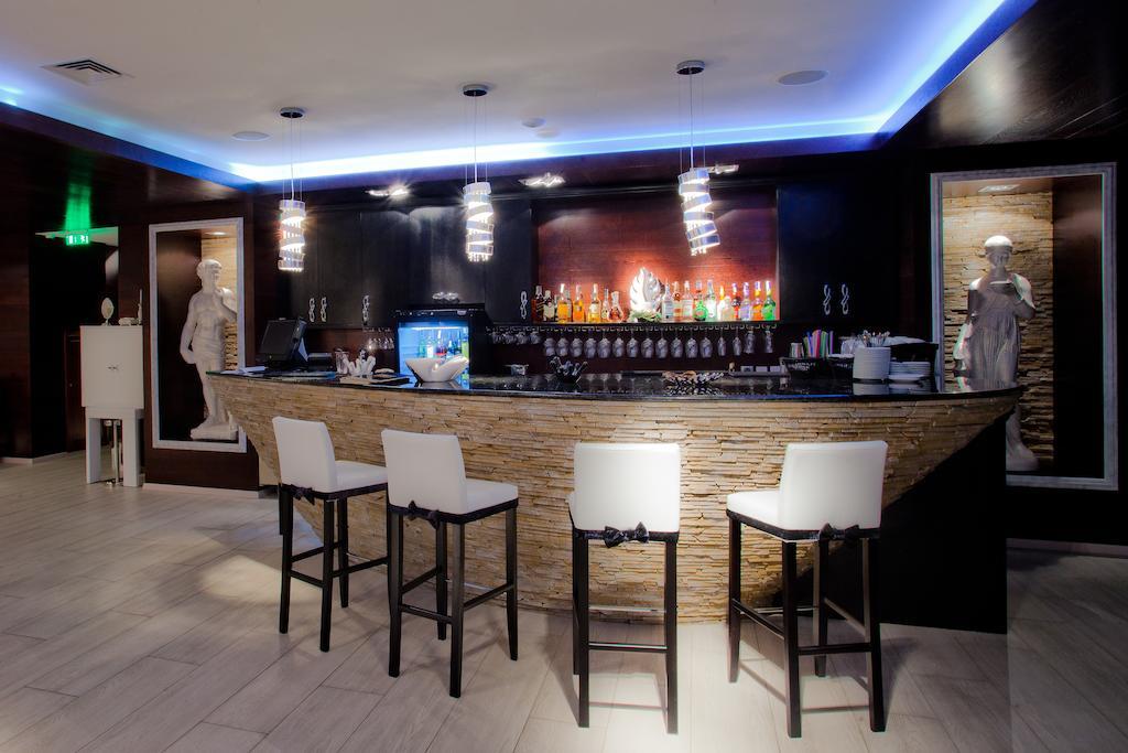 Orly Park-Hotel Kyiv Exterior foto